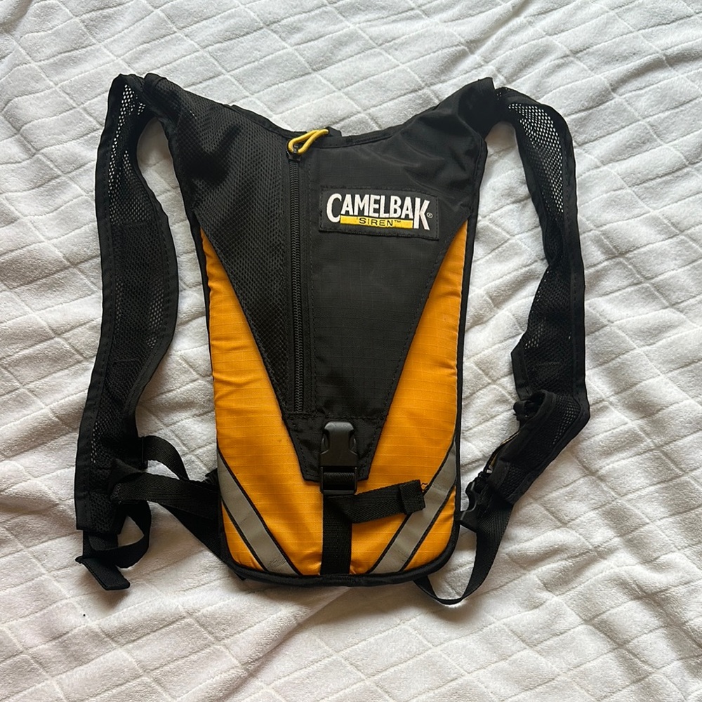 CamelBak Siren Stealth Black and Yellow Hydration Pack